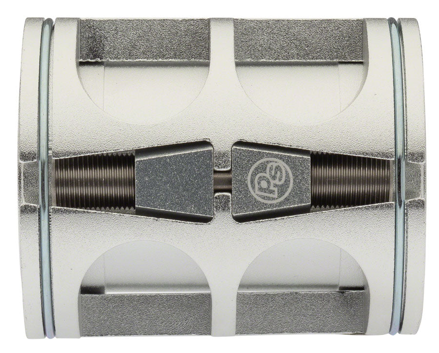 Problem Solvers Bushnell Eccentric Lightweight Bottom Bracket - 68mm x 54mm Silver
