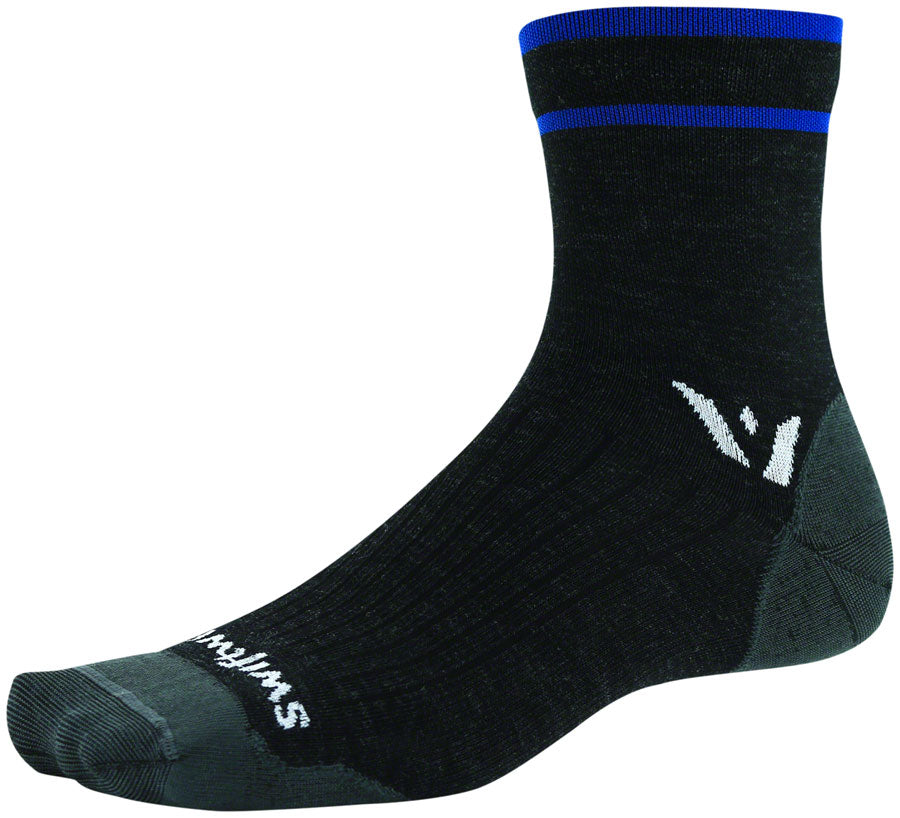 Swiftwick ASPIRE Four - Lightweight Quarter Crew Socks