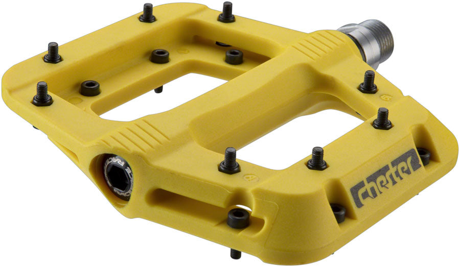 RaceFace Chester Pedals - Platform Composite 9/16&quot;Yellow Replaceable Pins